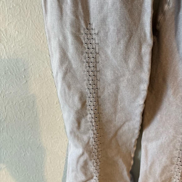 High-Rise 7/8 Length‎ Good Karma Leggings - Picture 6 of 7